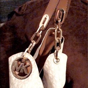 New MK purse